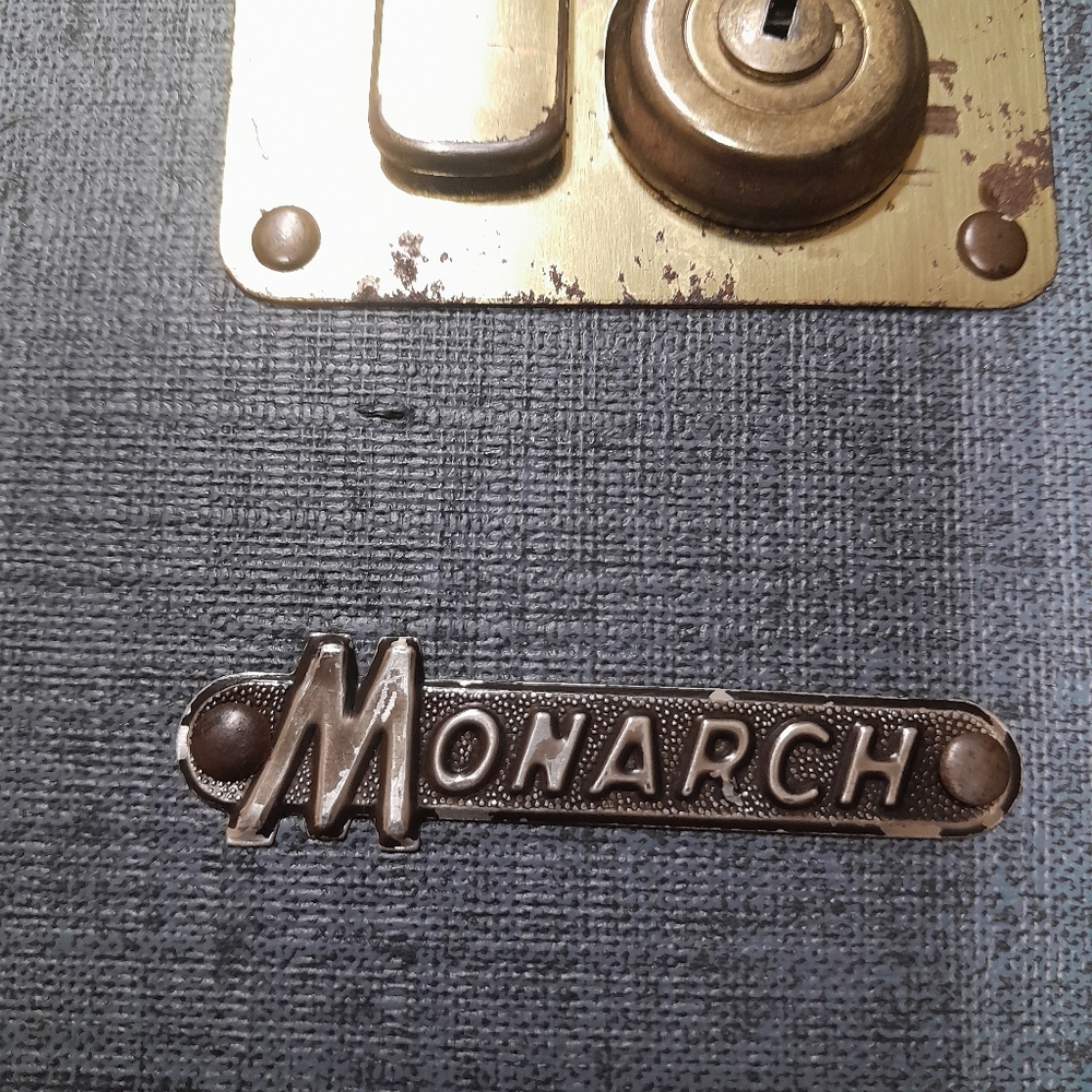■Vintage 1950's Monarch Blue Hard Sided Travel Case Size:OS Monarch - Picture 7 of 10